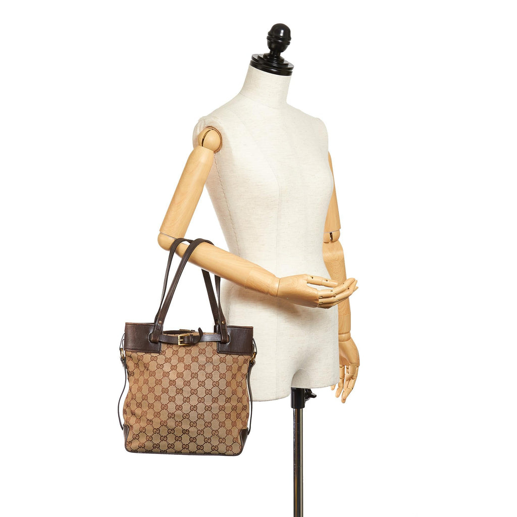 Gucci Gucci Canvas Shoulder Bag (SHG-33863)