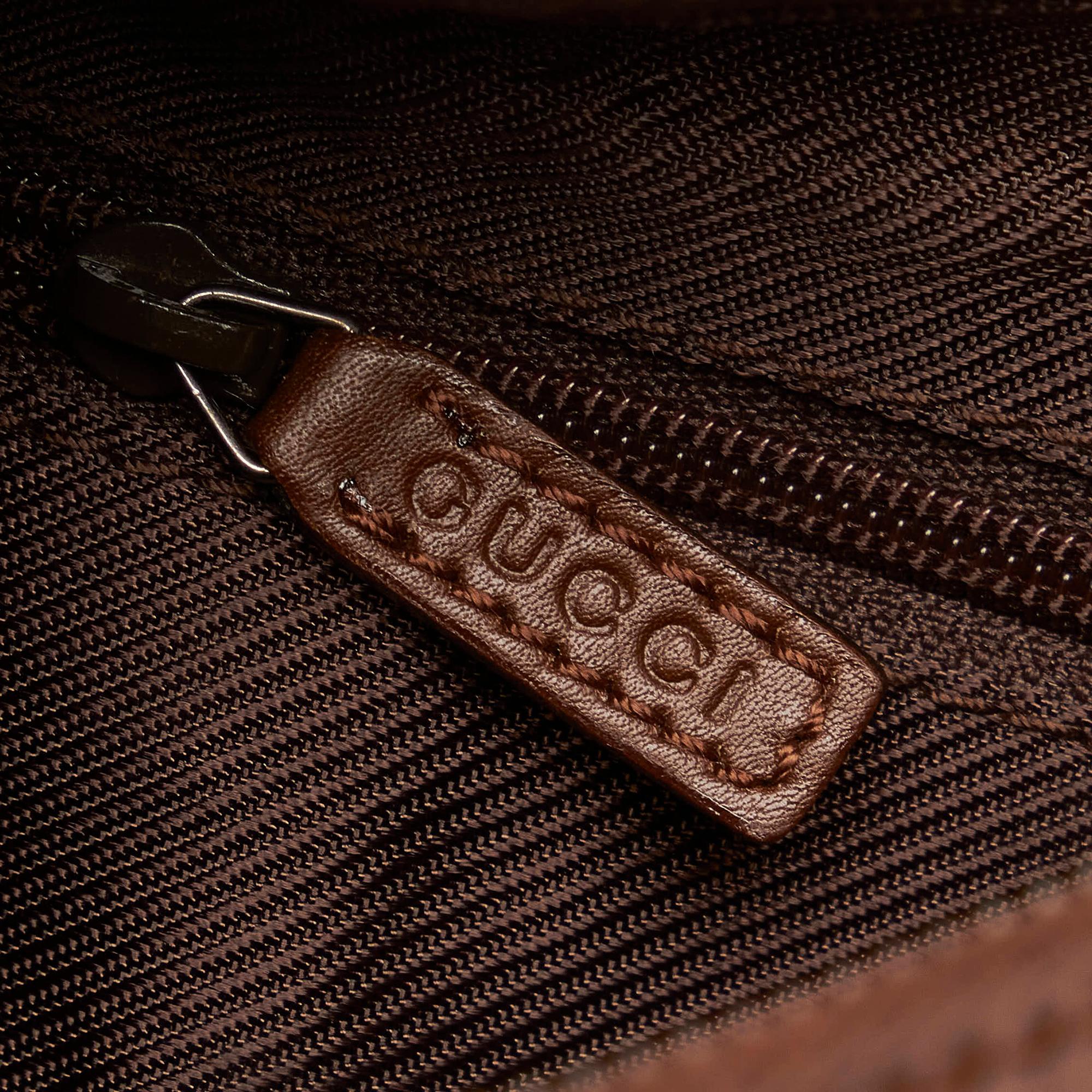 Gucci GG Canvas Shoulder Bag (SHG-34870)