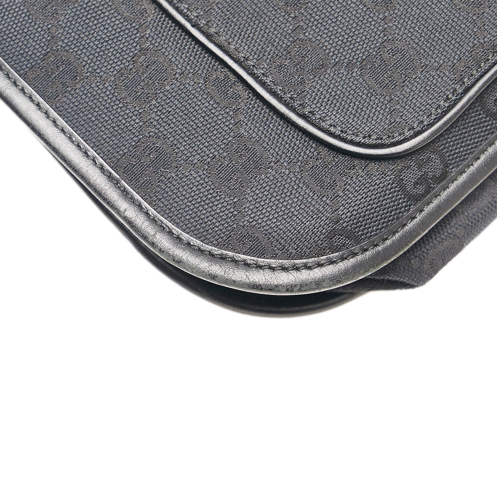 Gucci GG Canvas Shoulder Bag (SHG-34905)