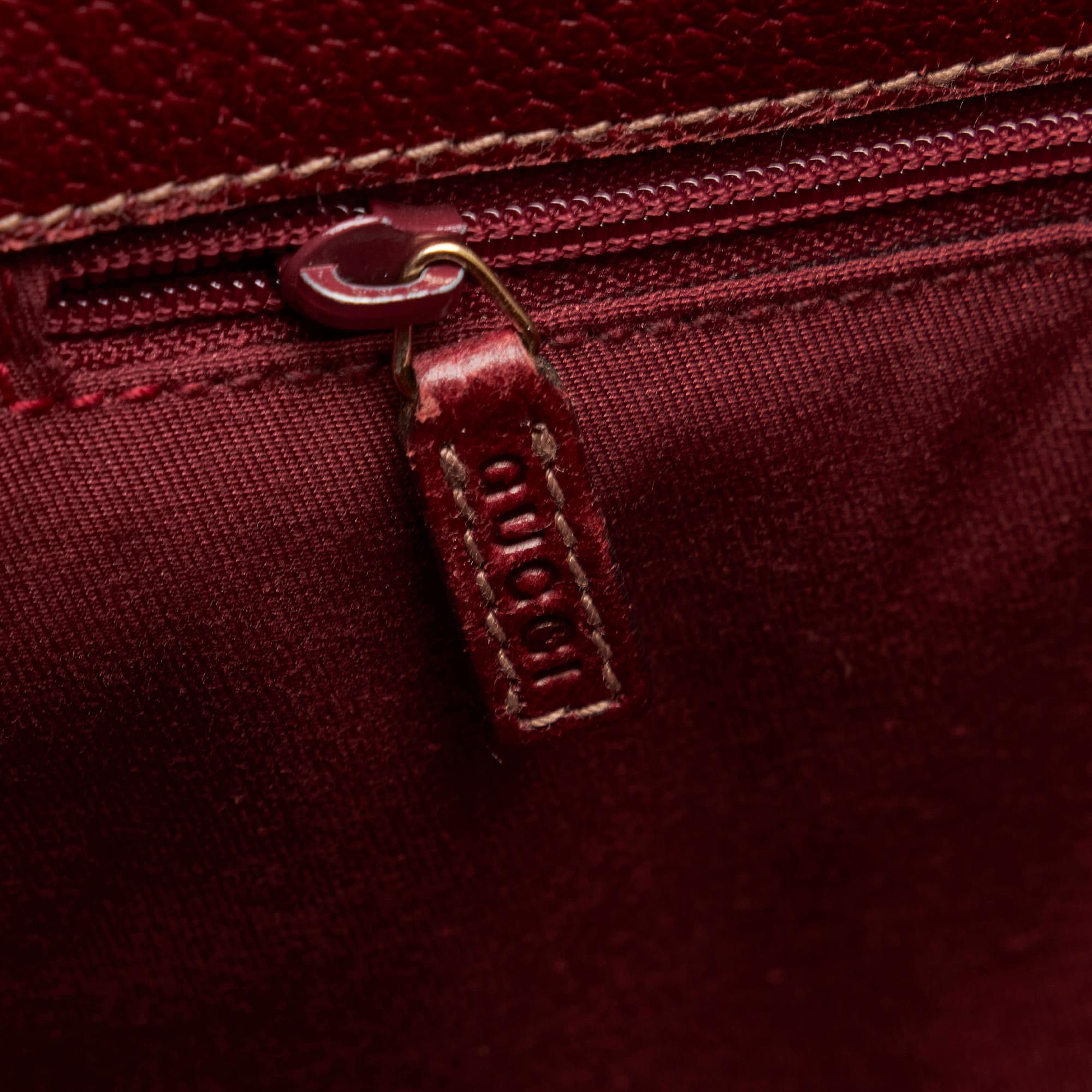 Gucci GG Canvas Shoulder Bag (SHG-35156)