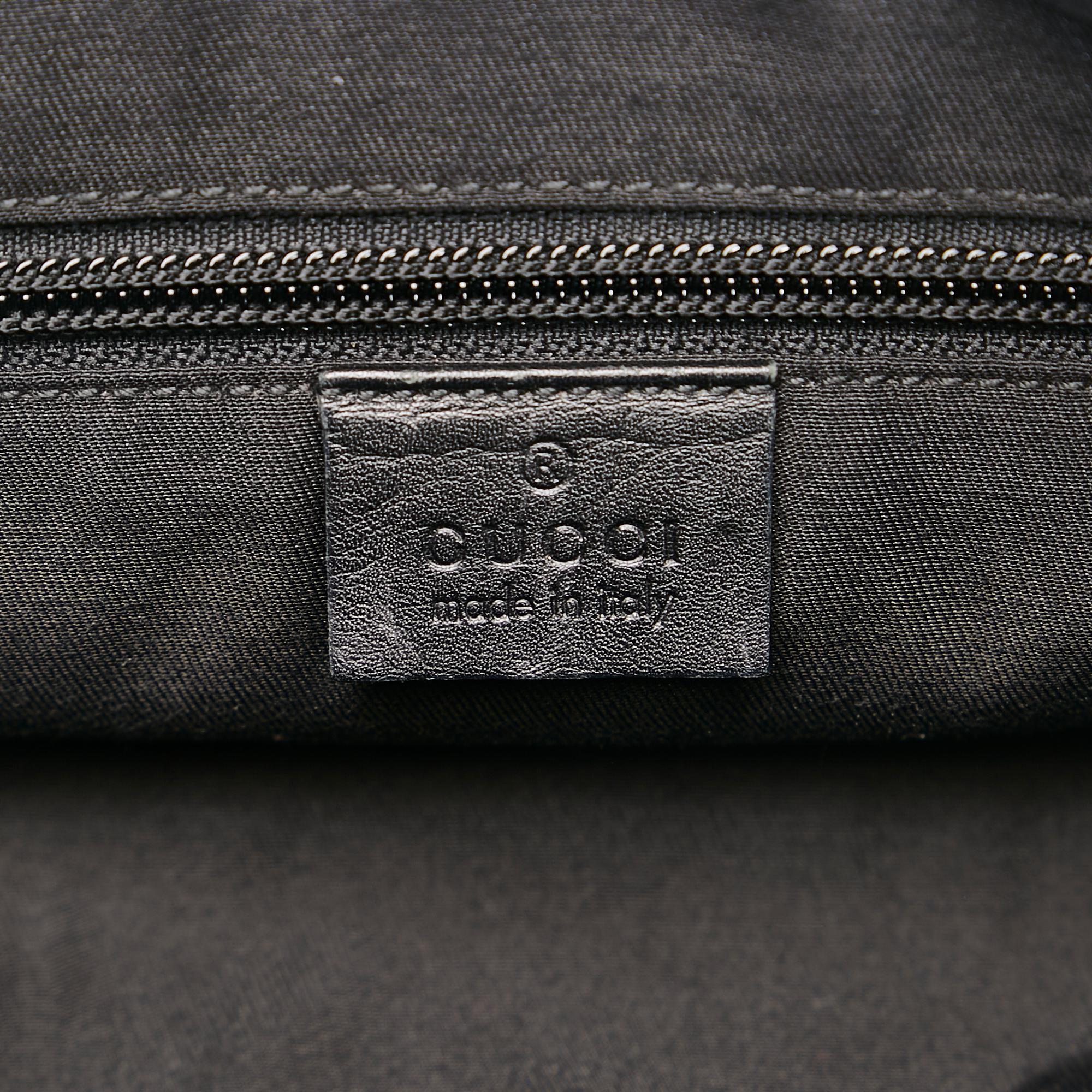 Gucci GG Canvas Shoulder Bag (SHG-35627)