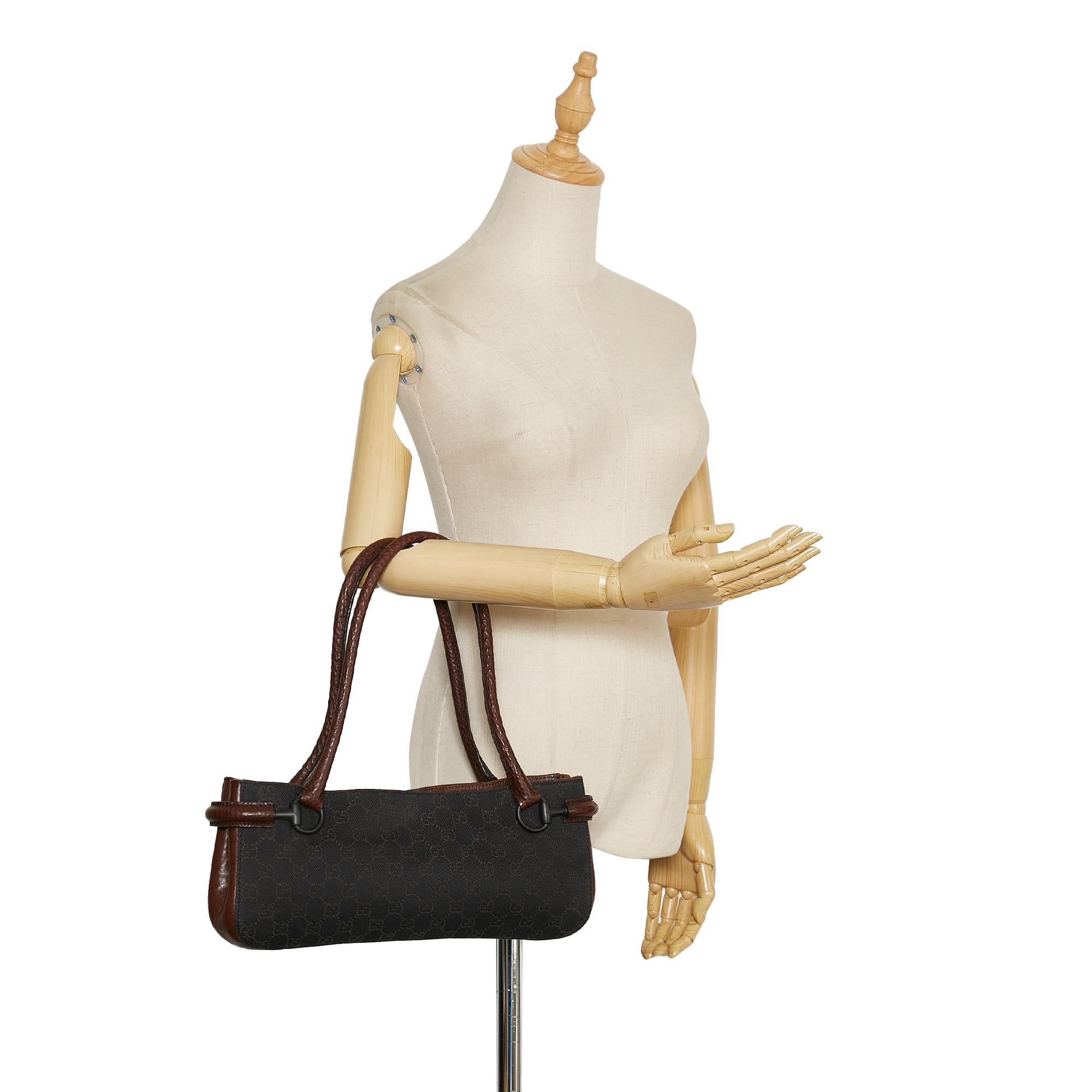 Gucci GG Canvas Shoulder Bag (SHG-35642)
