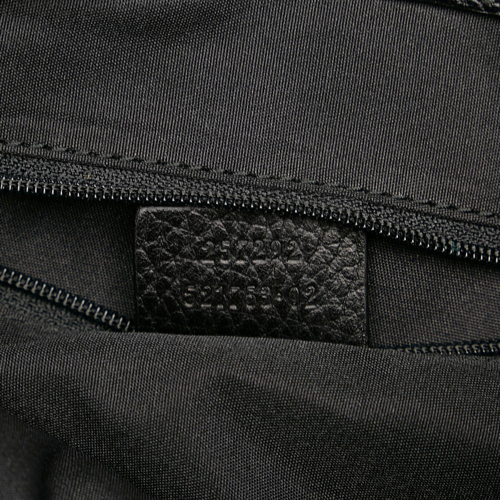 Gucci GG Canvas Shoulder Bag (SHG-36157)