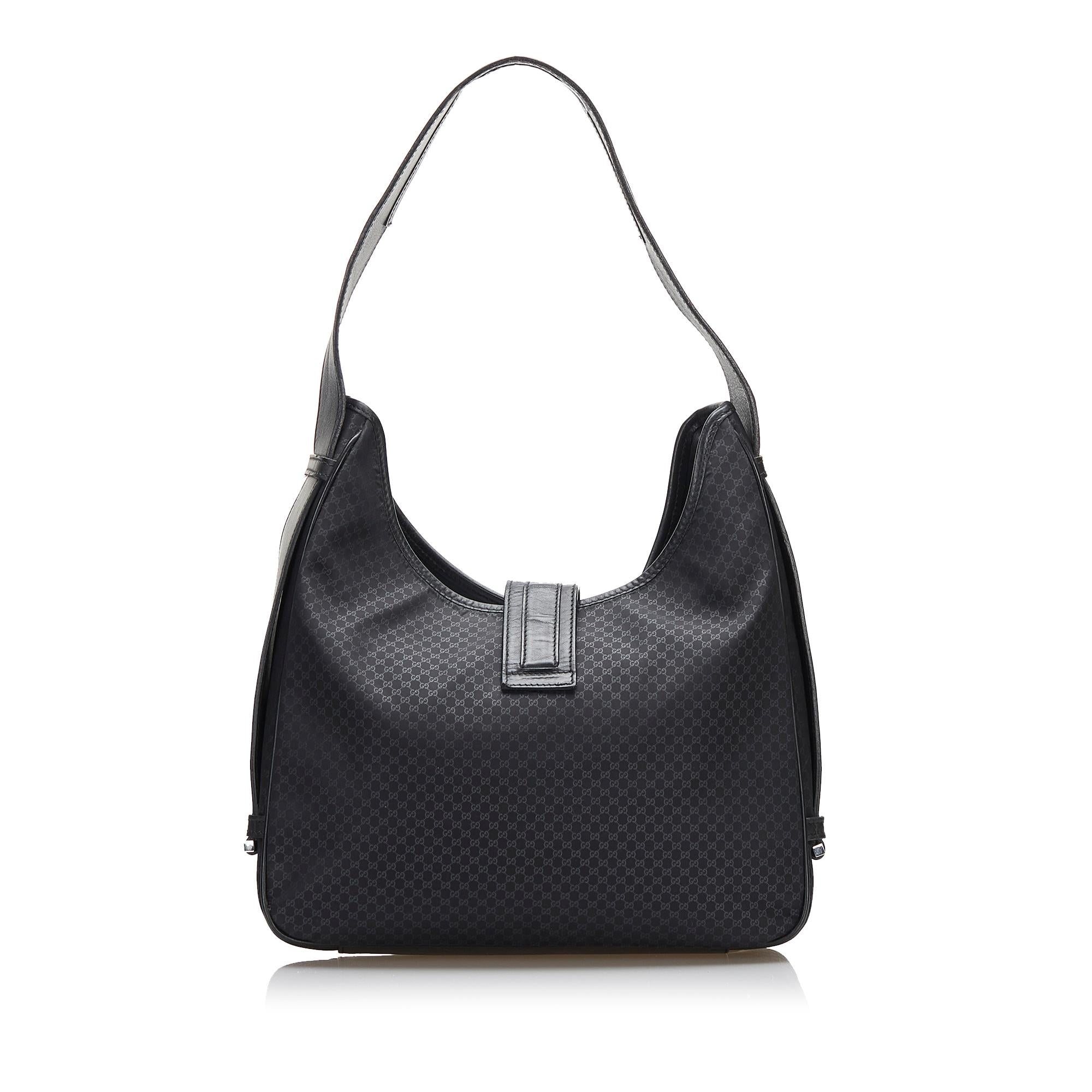 Gucci GG Canvas Shoulder Bag (SHG-ibi7U4)