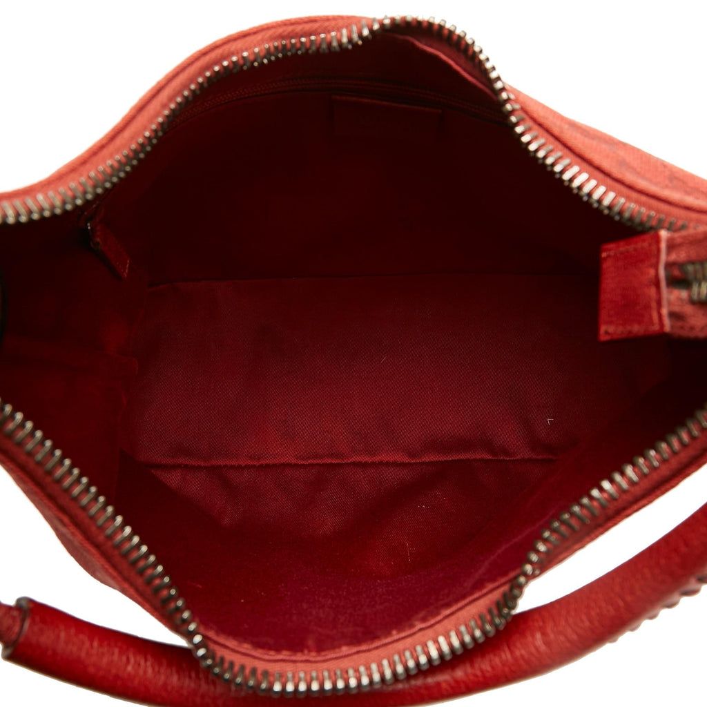 Gucci GG Canvas Shoulder Bag (SHG-uKltDG)