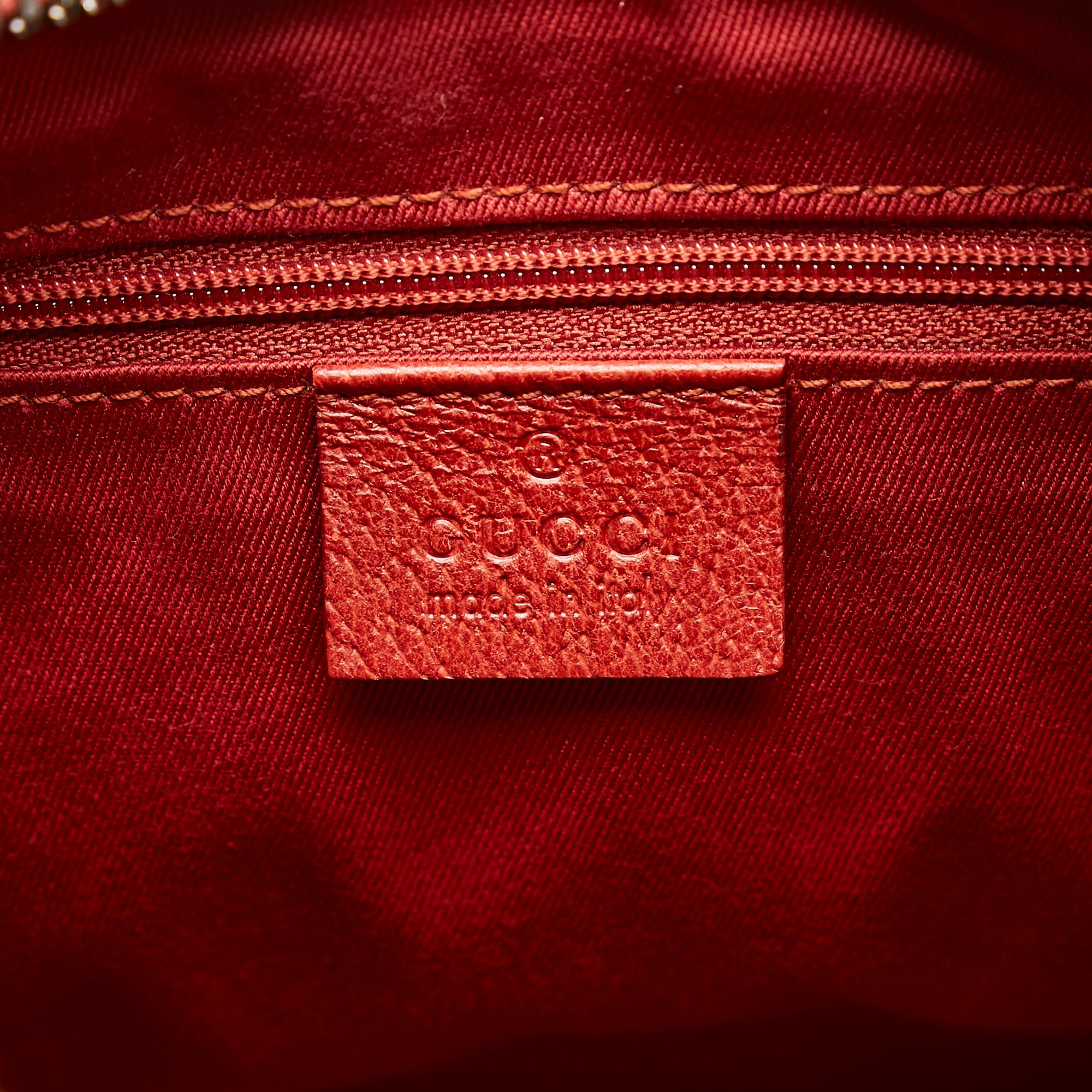 Gucci GG Canvas Shoulder Bag (SHG-uKltDG)