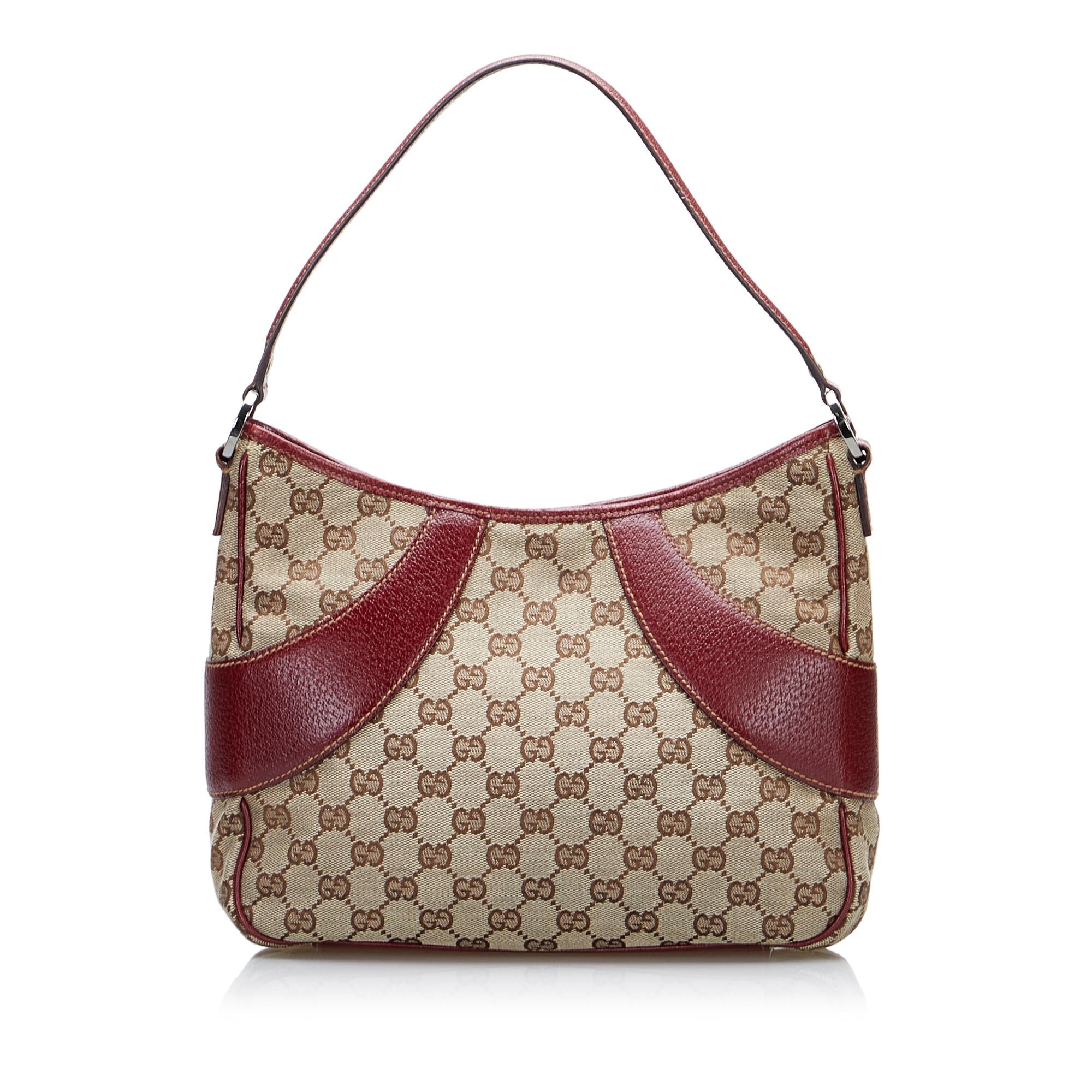 Gucci GG Canvas Shoulder Bag (SHG-P3d4eF)