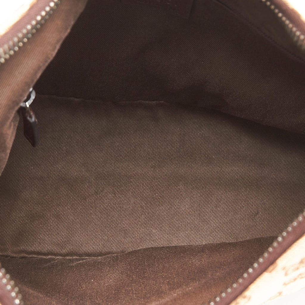 Gucci GG Canvas Shoulder Bag (SHG-mViepe)