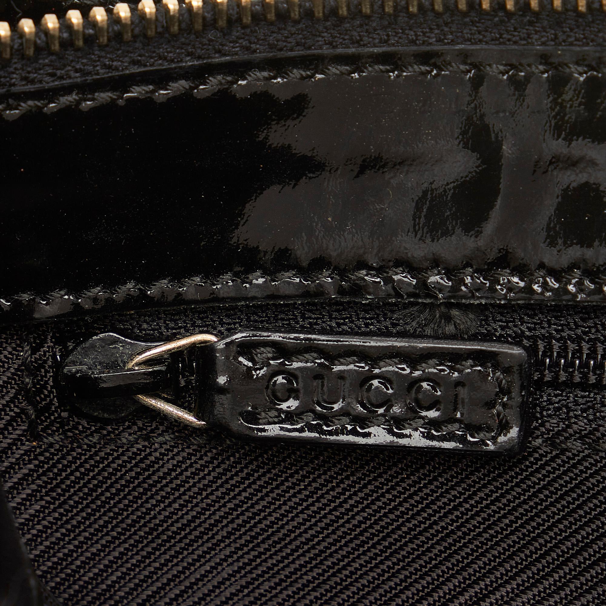 Gucci GG Canvas Shoulder Bag (SHG-bRqtr3)