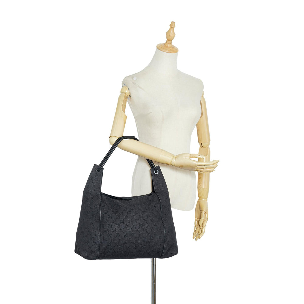 Gucci GG Canvas Shoulder Bag (SHG-fi1l57)