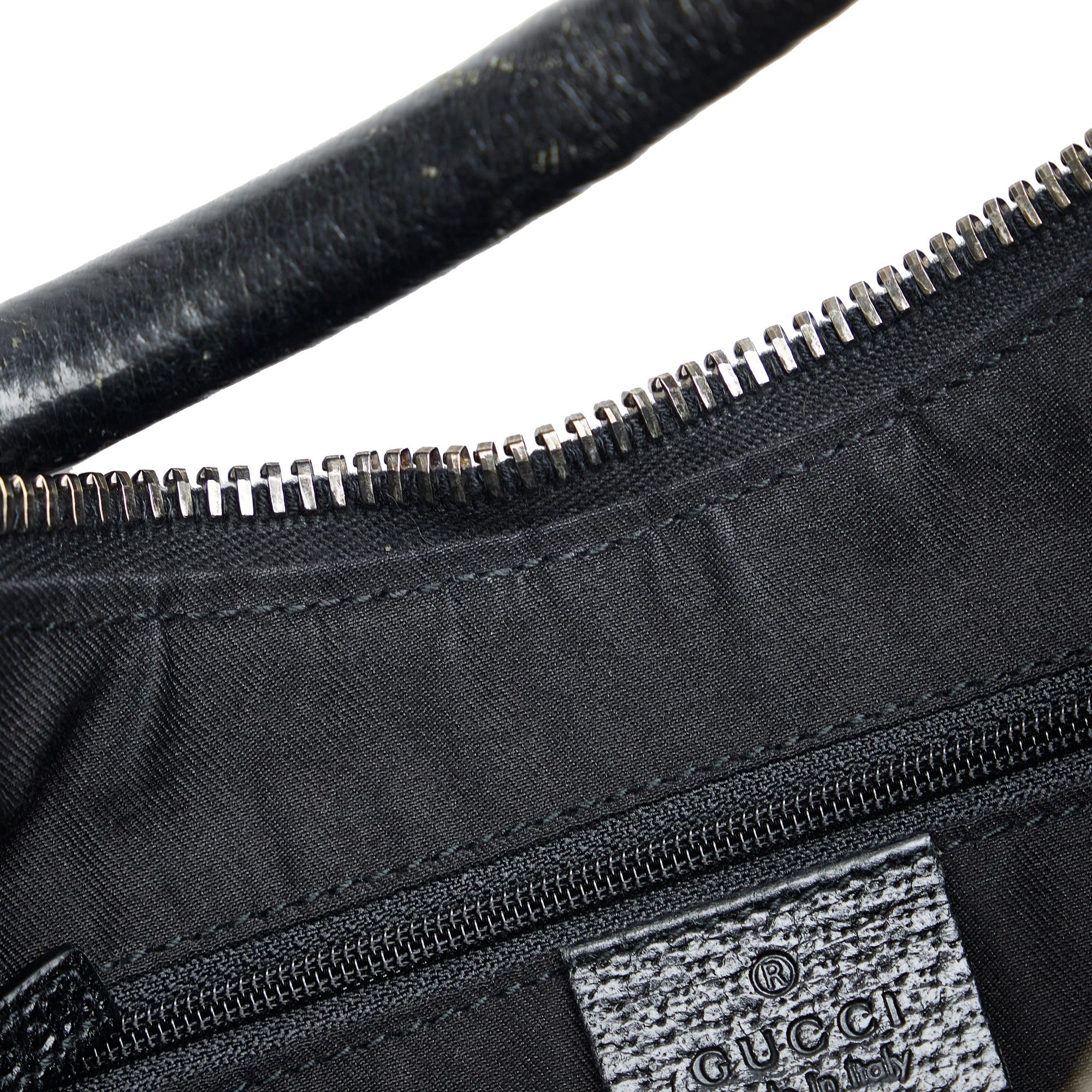 Gucci GG Canvas Shoulder Bag (SHG-uy28qf)
