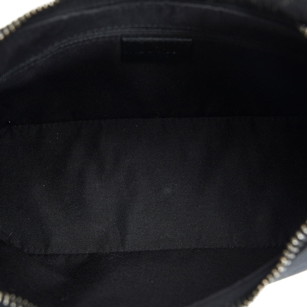 Gucci GG Canvas Shoulder Bag (SHG-uy28qf)