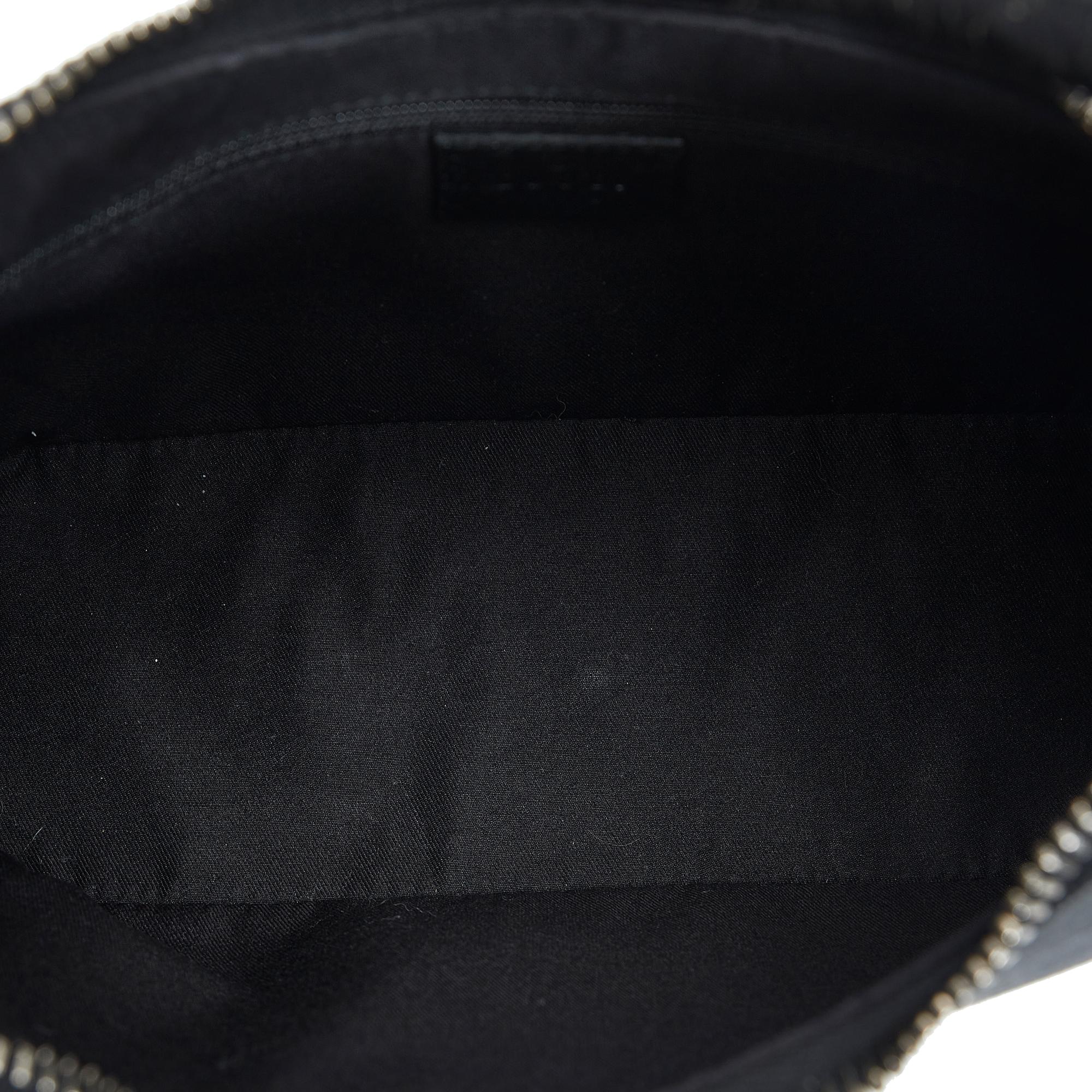 Gucci GG Canvas Shoulder Bag (SHG-uy28qf)