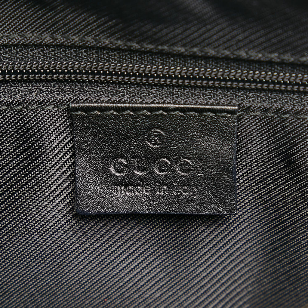 Gucci GG Canvas Shoulder Bag (SHG-jvEw1Q)