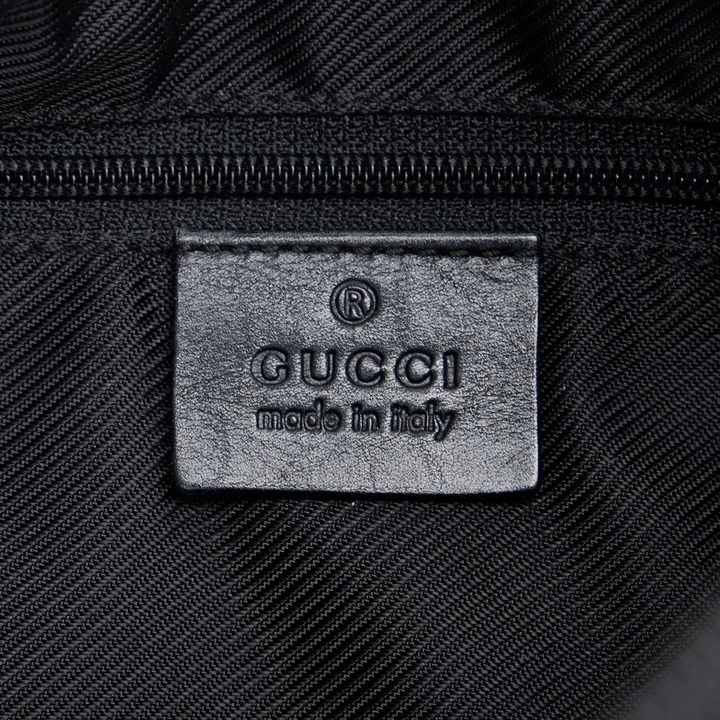 Gucci GG Canvas Shoulder Bag (SHG-VpXwNB)