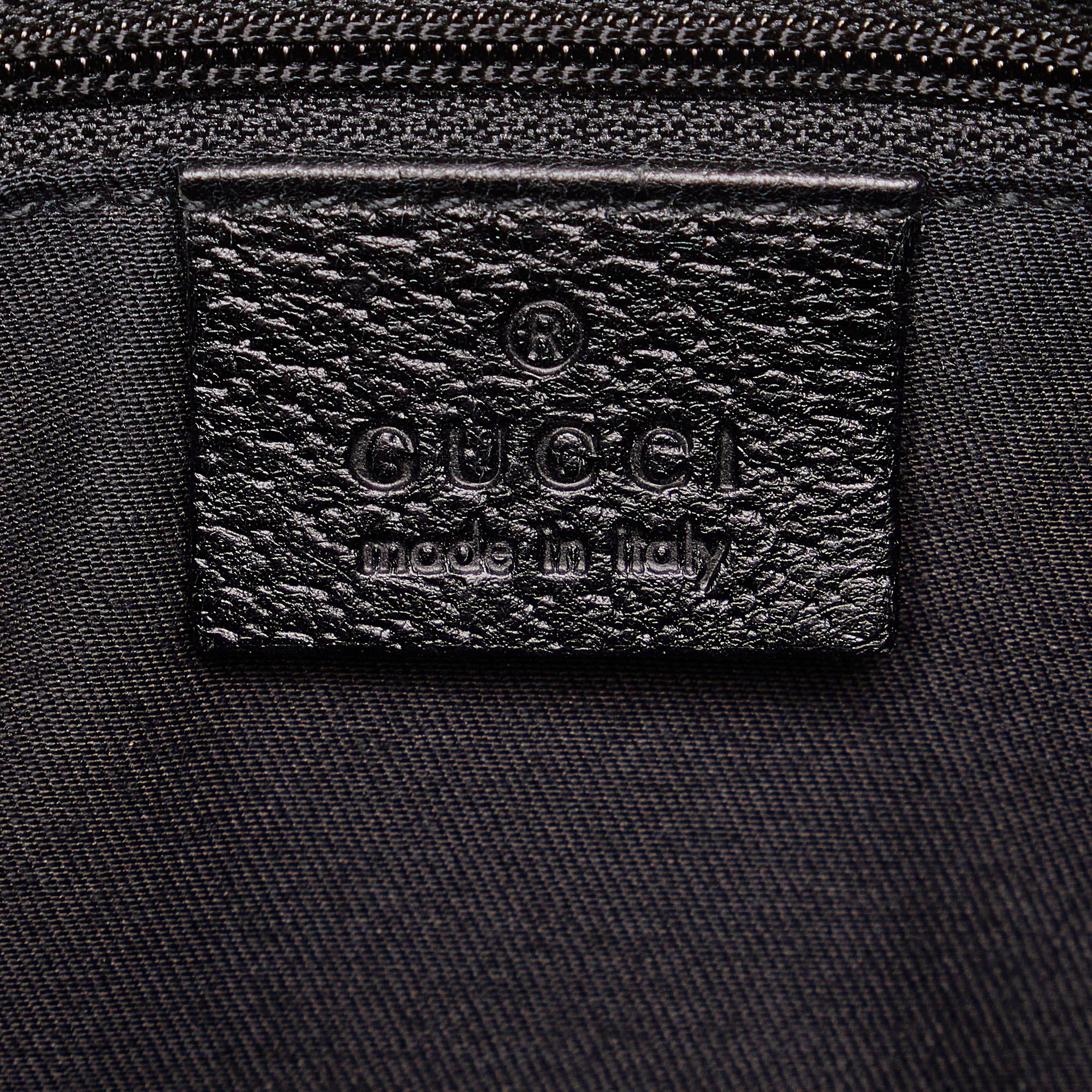 Gucci GG Canvas Shoulder Bag (SHG-BE2f05)