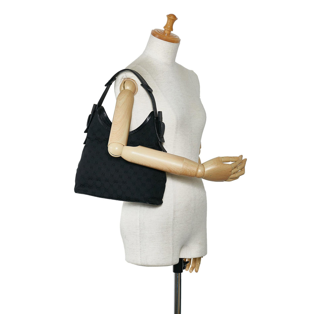 Gucci GG Canvas Shoulder Bag (SHG-ApAmIT)