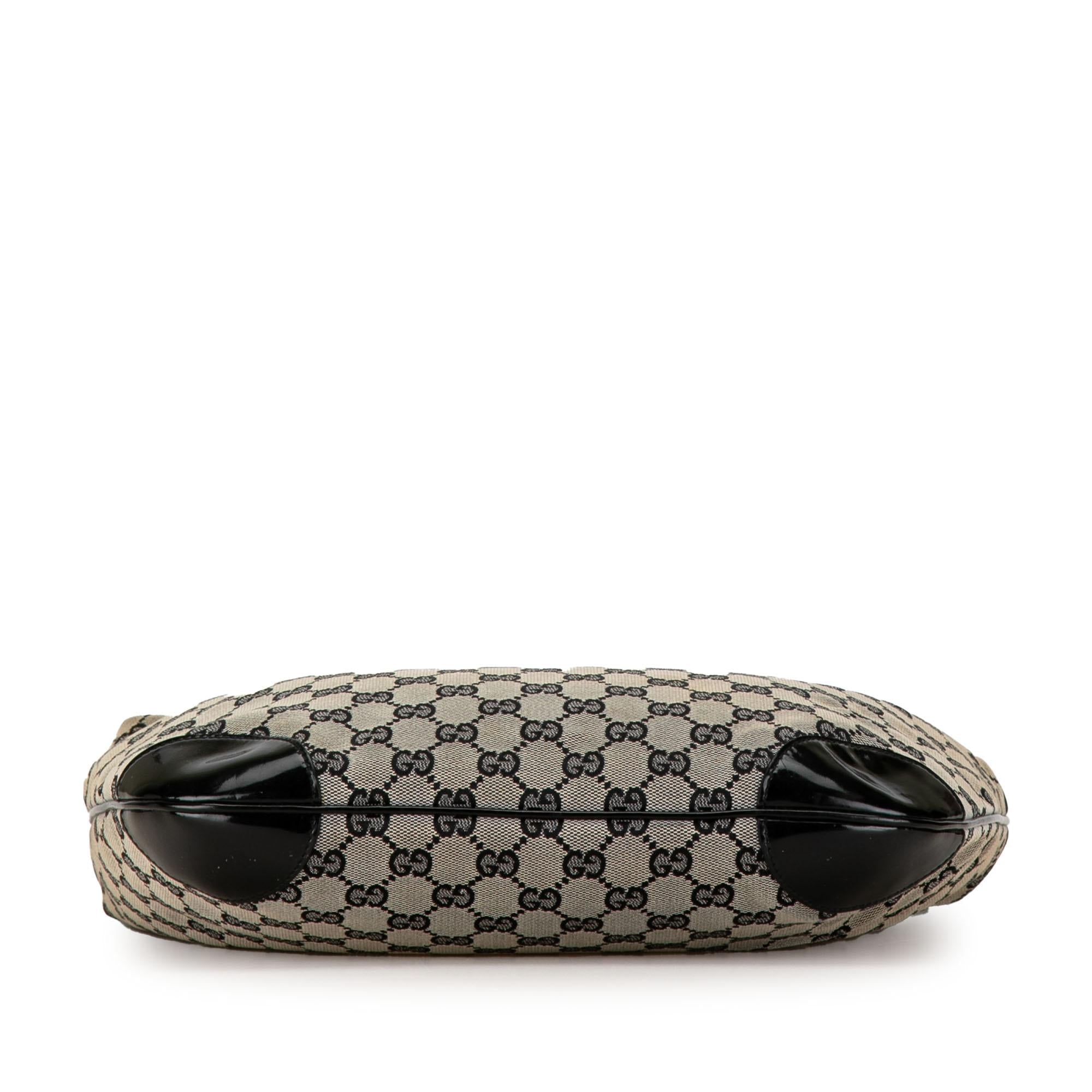 Gucci GG Canvas Shoulder Bag (SHG-GpFJwE)