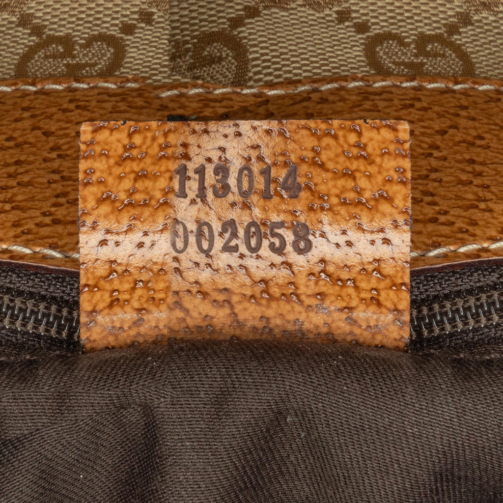 Gucci GG Canvas Shoulder Bag (SHG-4srSMf)