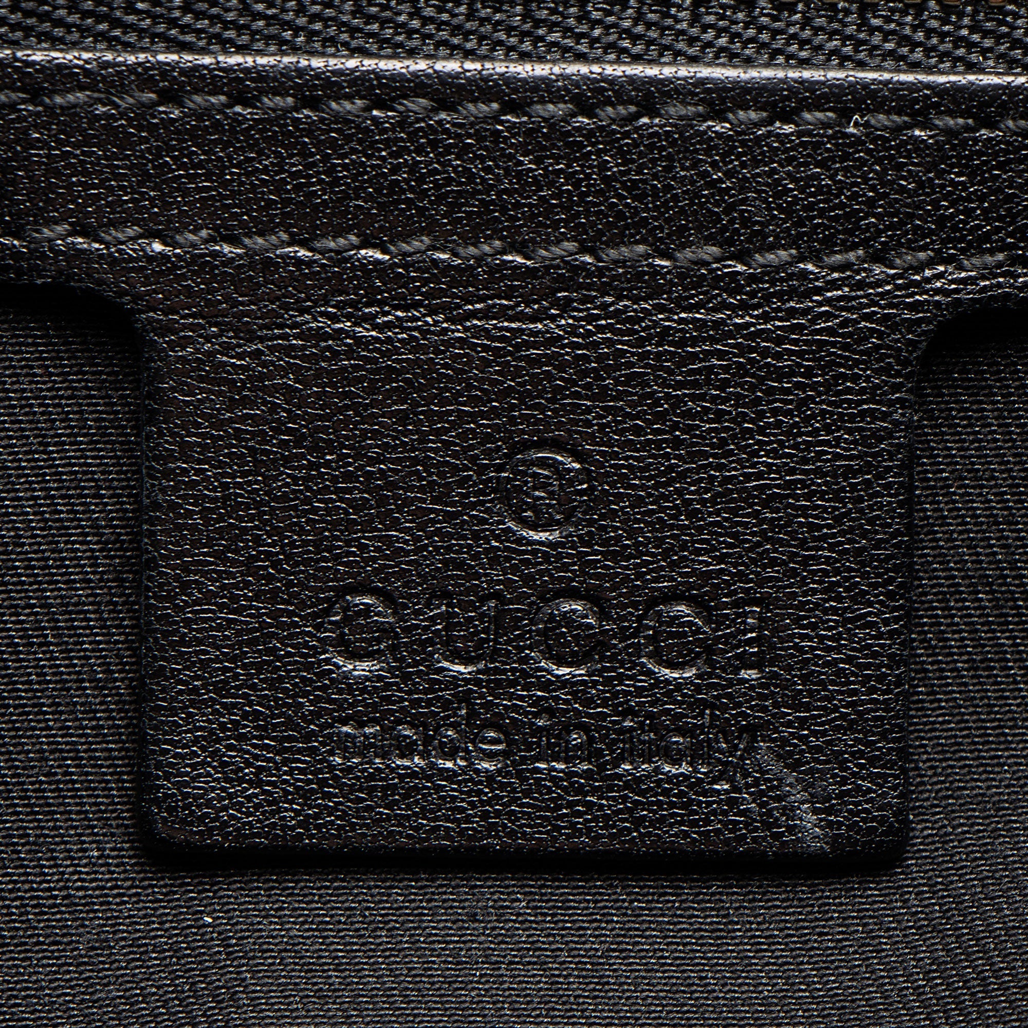 Gucci GG Canvas Studded Pelham Medium Messenger