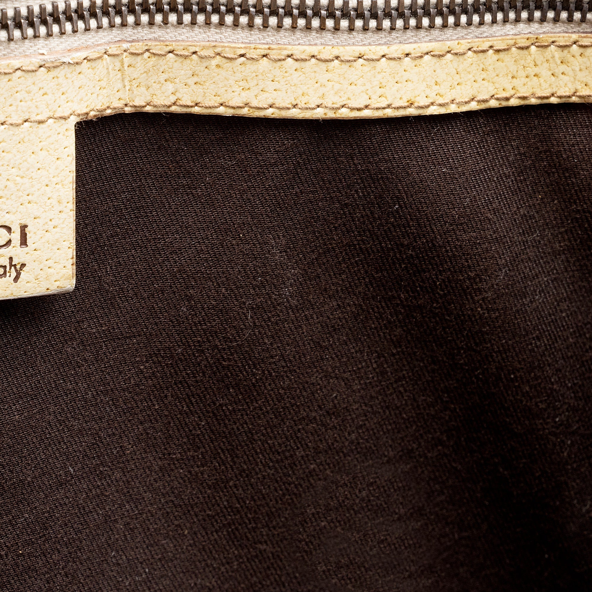 Gucci GG Canvas Studded Tote (SHF-22871)