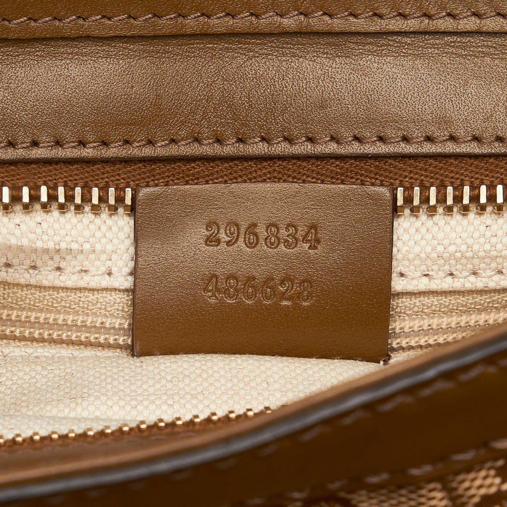 Gucci GG Canvas Sukey Crossbody Bag (SHG-hjOHd7)