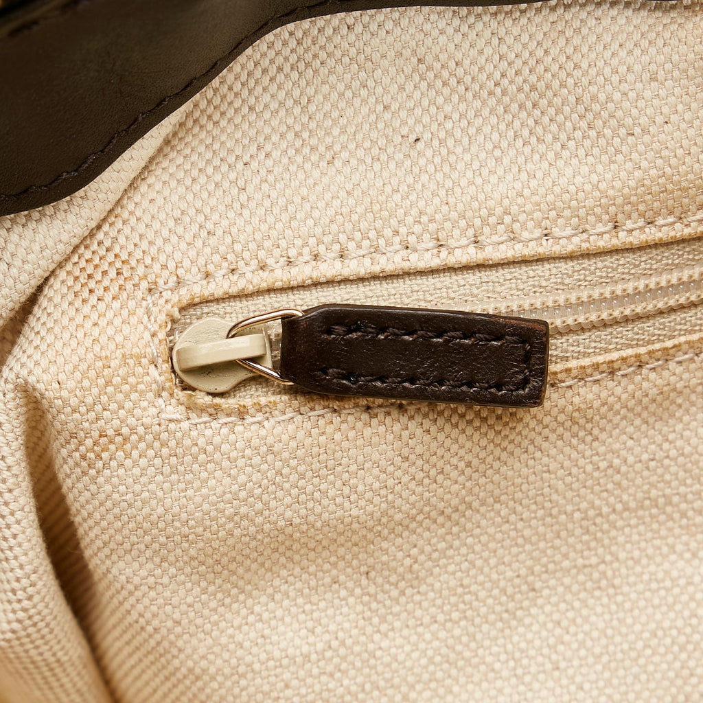 Gucci GG Canvas Sukey Handbag (SHG-35275)