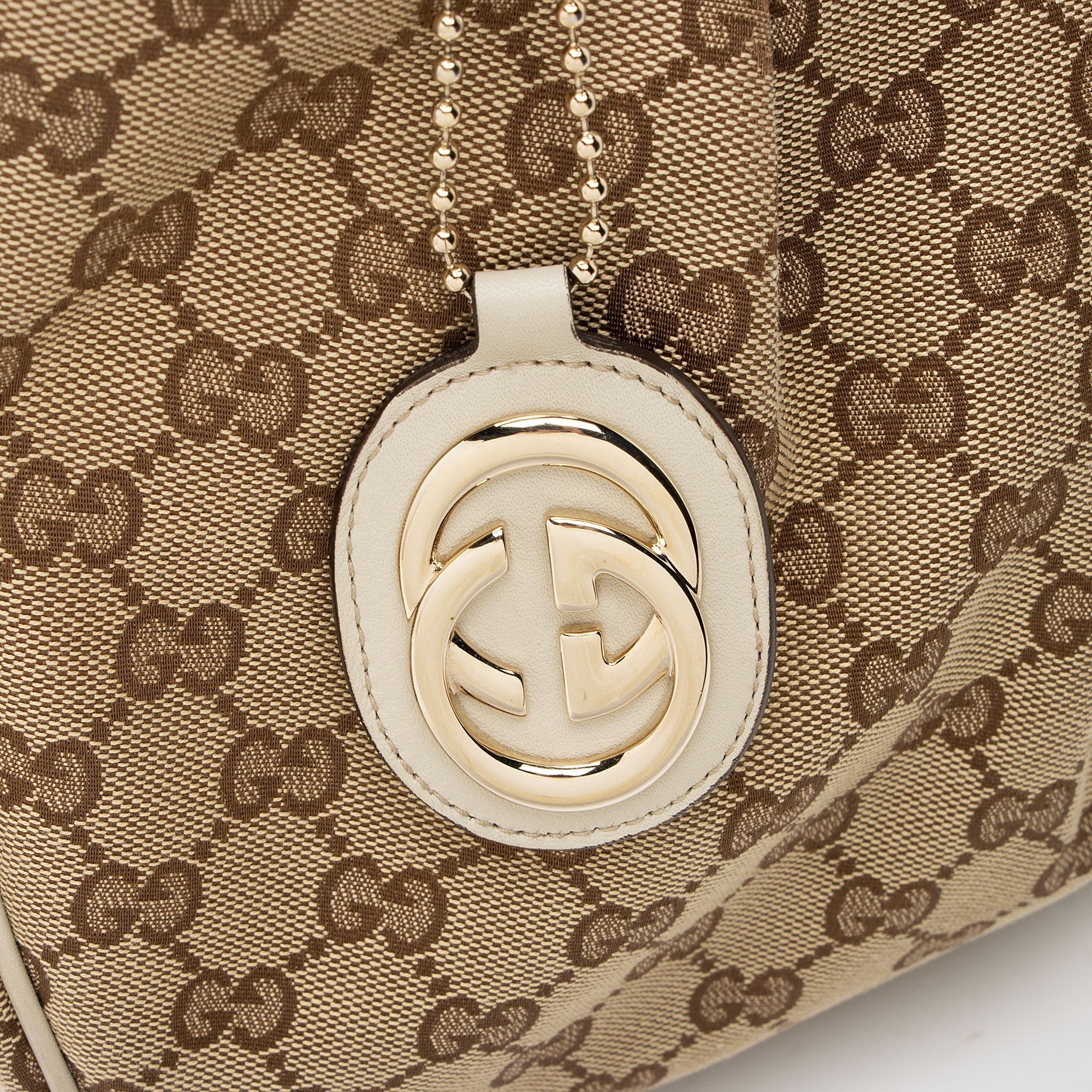 Gucci GG Canvas Sukey Hobo