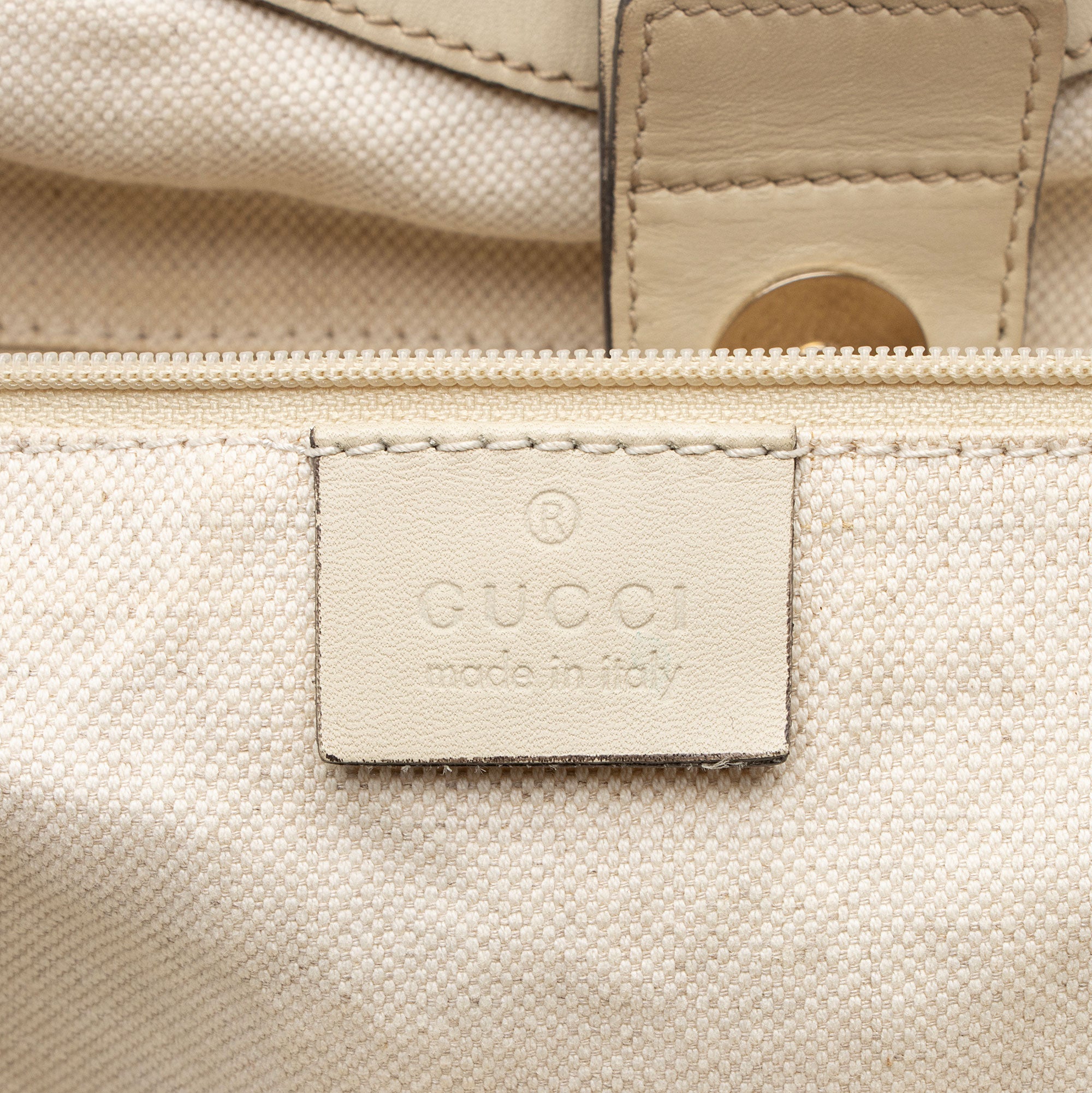Gucci GG Canvas Sukey Medium Tote