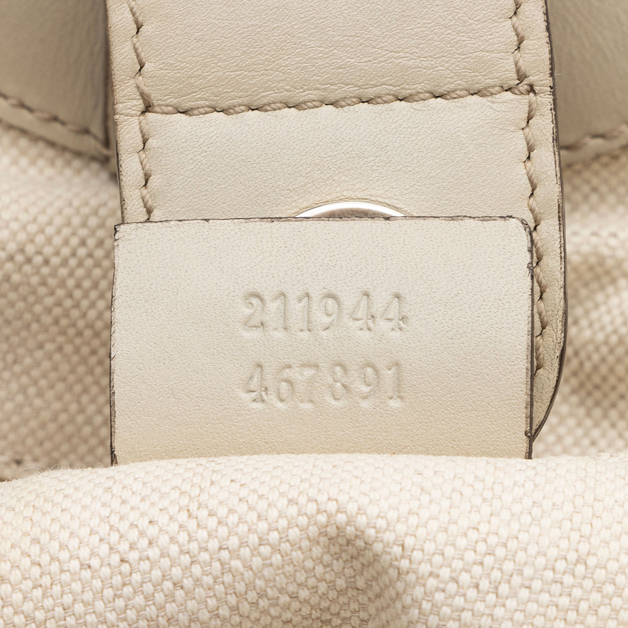 Gucci GG Canvas Sukey Medium Tote