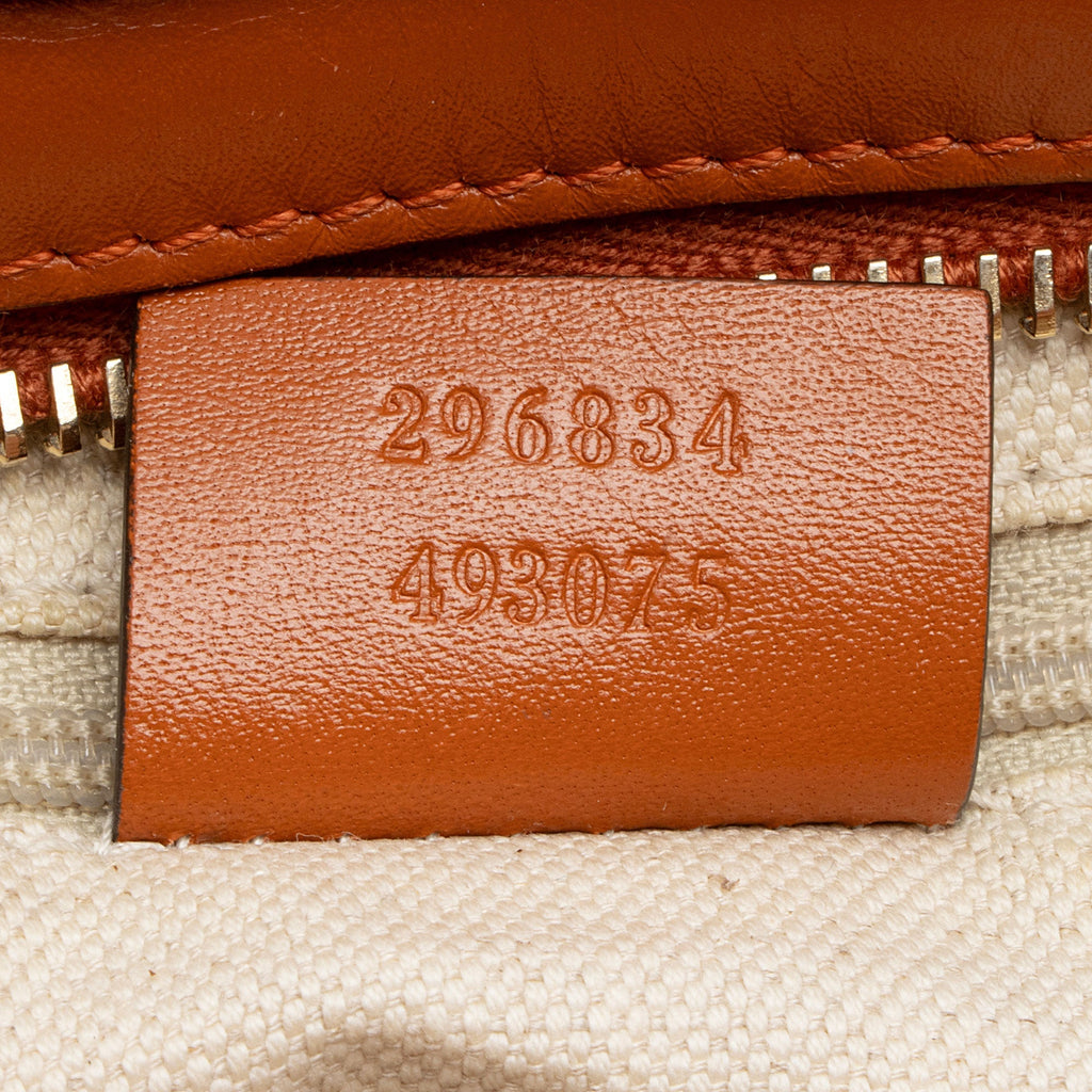 Gucci GG Canvas Sukey MessLBger