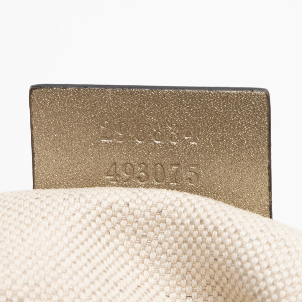 Gucci GG Canvas Sukey MessLBger