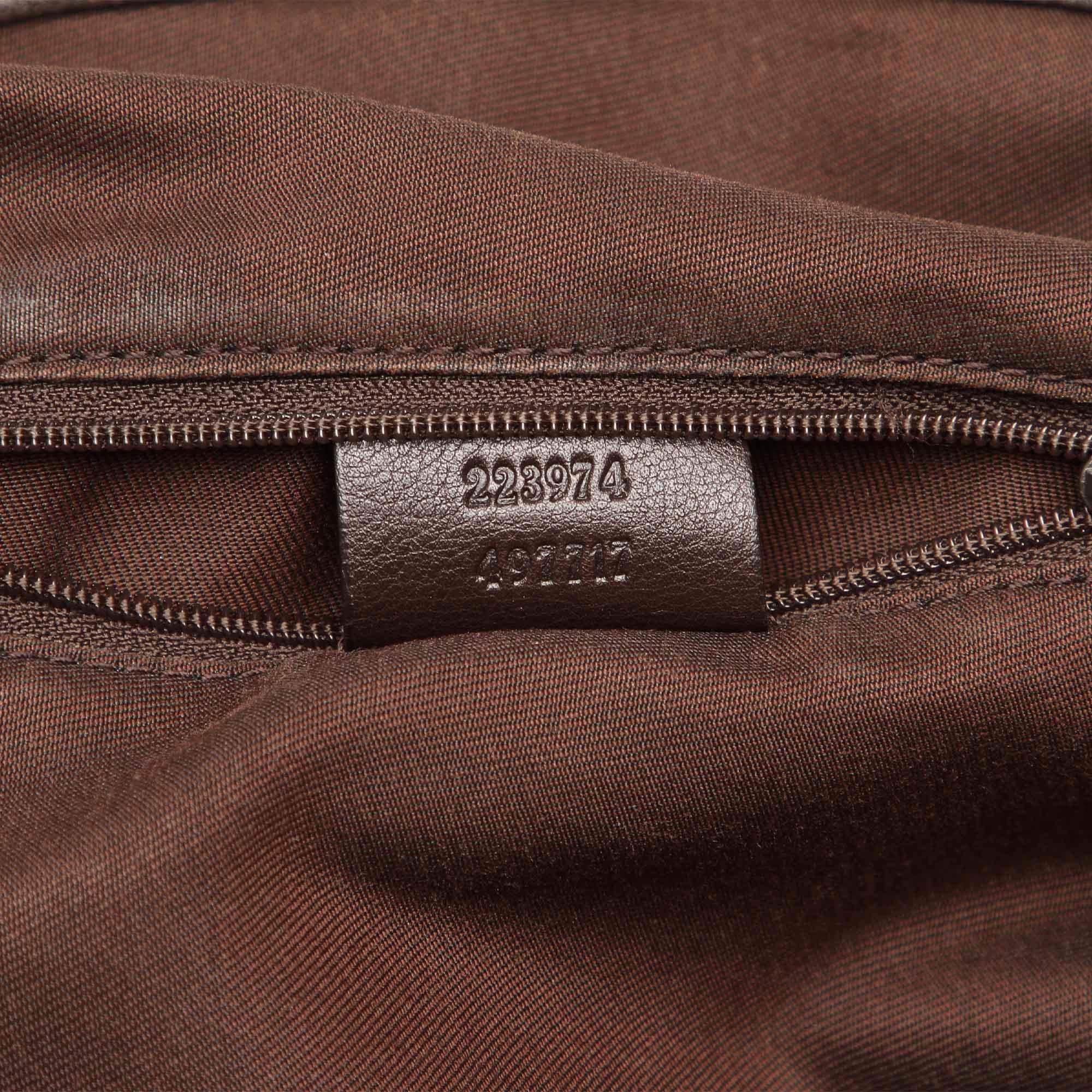 Gucci Gucci Canvas Sukey Satchel (SHG-21880)