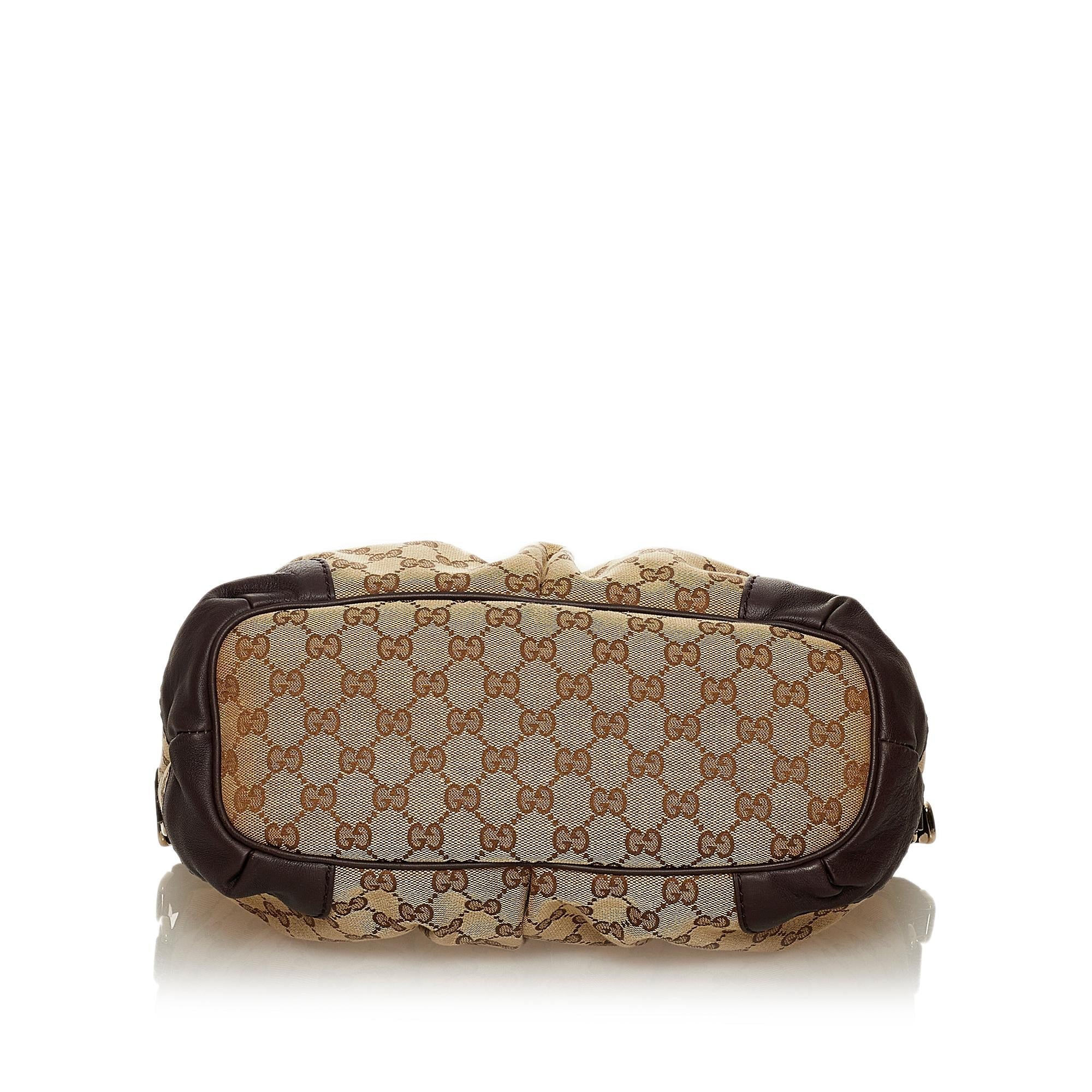 Gucci Gucci Canvas Sukey Satchel (SHG-28555)