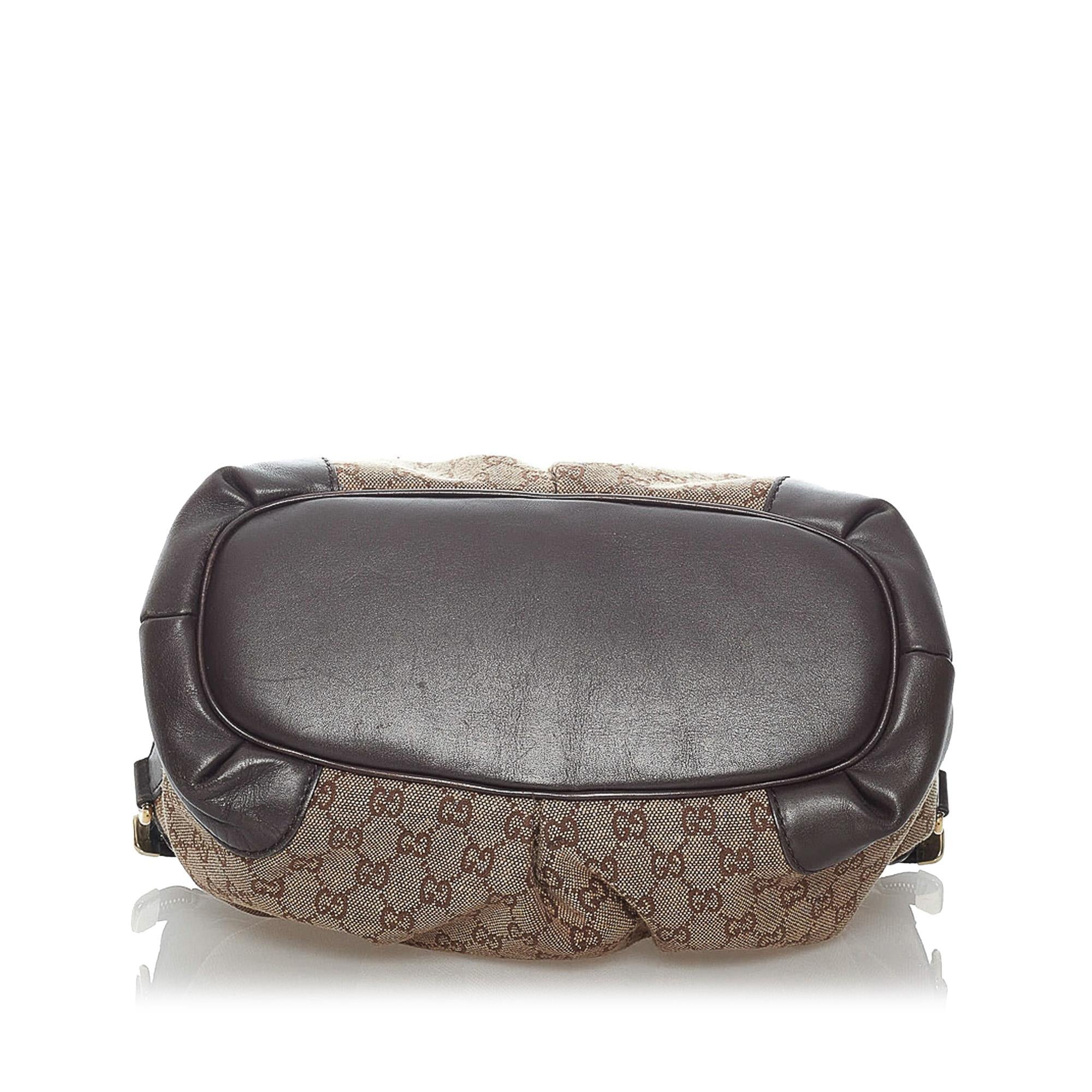 Gucci Gucci Canvas Sukey Satchel (SHG-30436)
