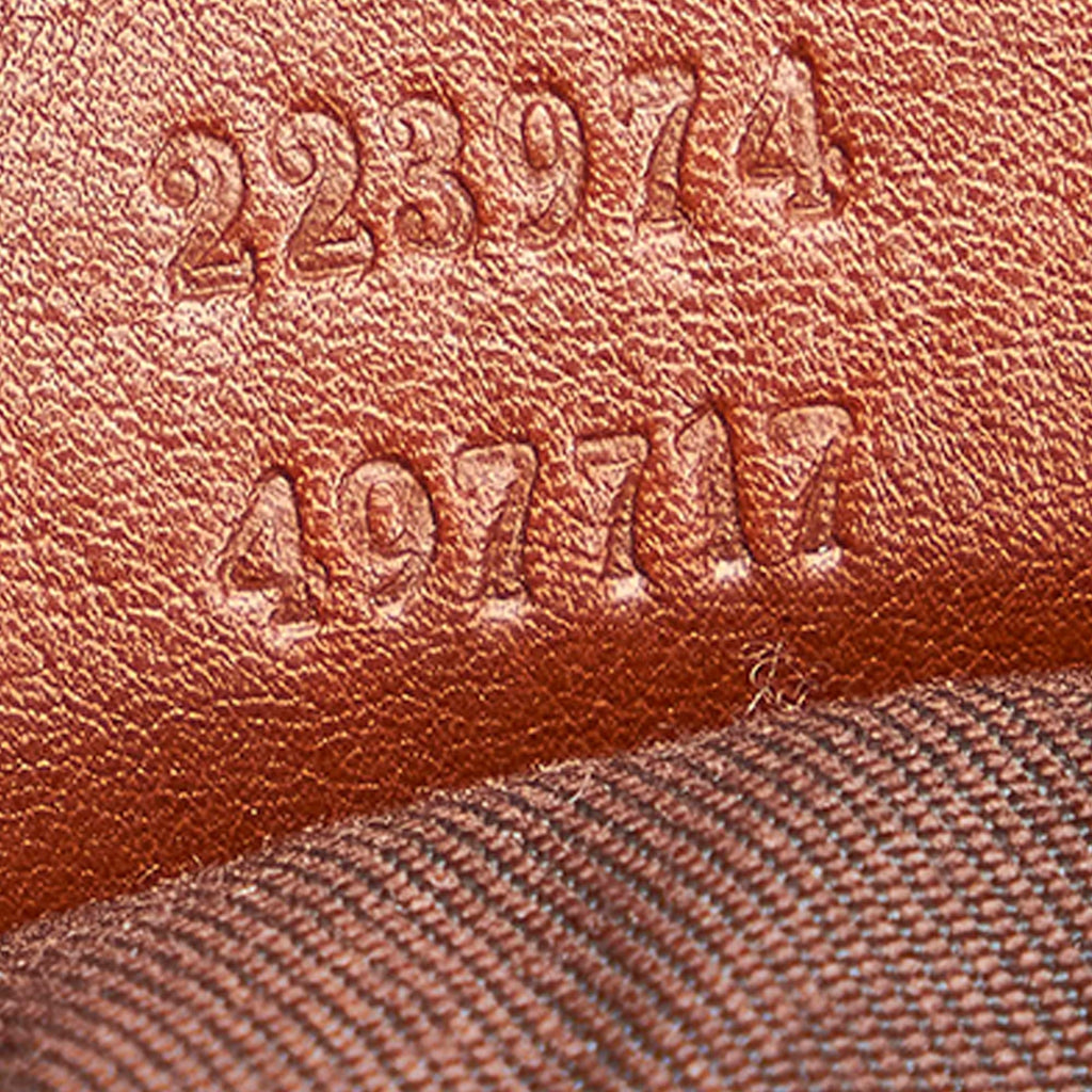 Gucci Gucci Canvas Sukey Satchel (SHG-32301)