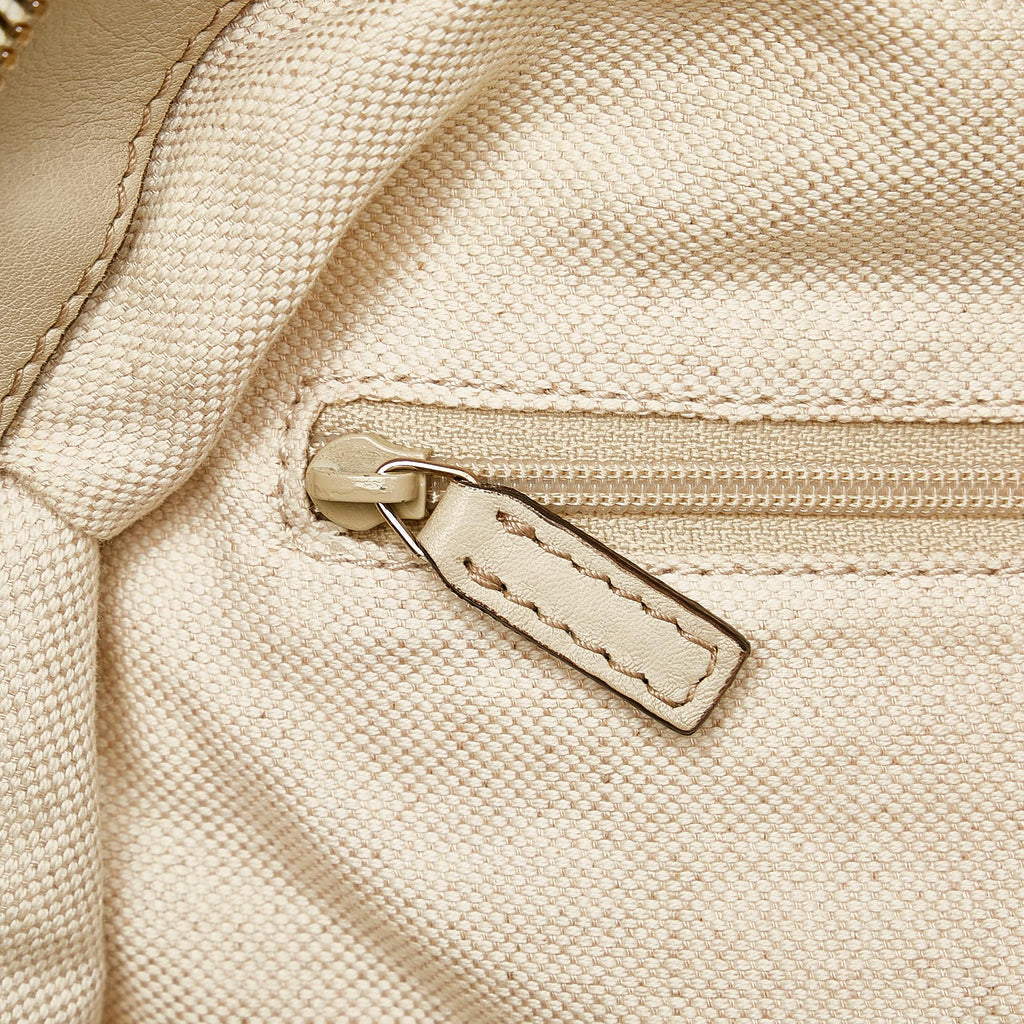 Gucci Gucci Canvas Sukey Satchel (SHG-32634)