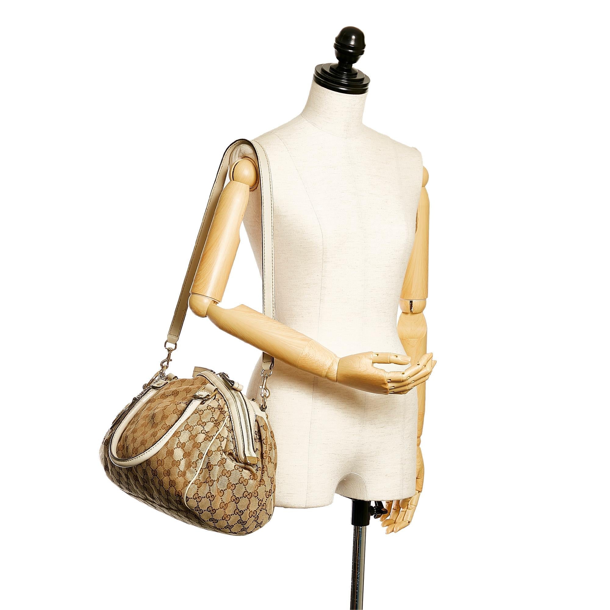 Gucci Gucci Canvas Sukey Satchel (SHG-32634)