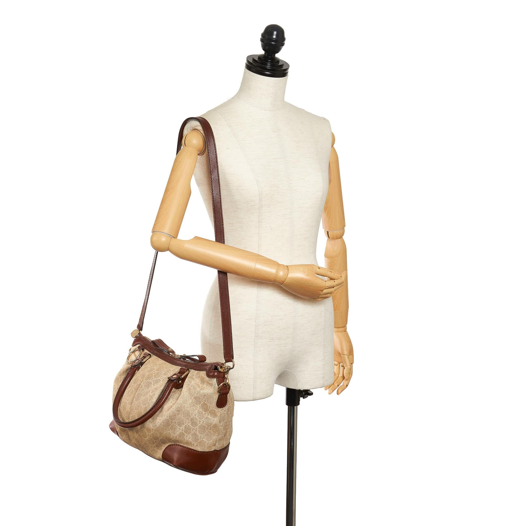 Gucci Gucci Canvas Sukey Satchel (SHG-32672)