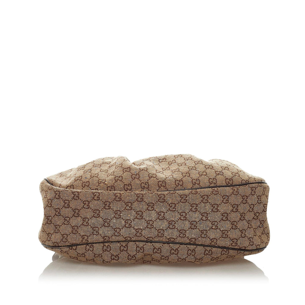Gucci Gucci Canvas Sukey Shoulder Bag (SHG-28750)