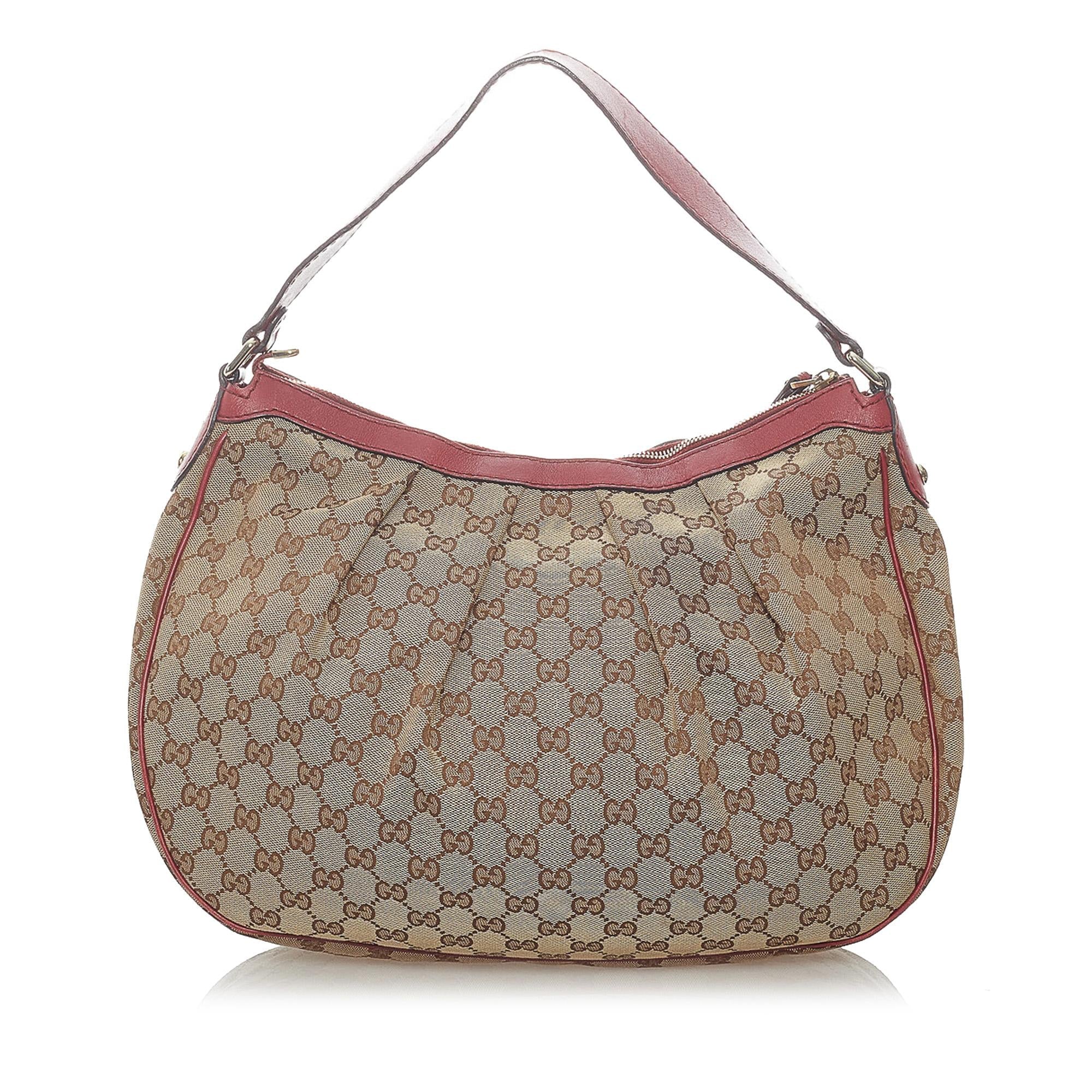 Gucci GG Canvas Sukey Shoulder Bag (SHG-dw2gfY)
