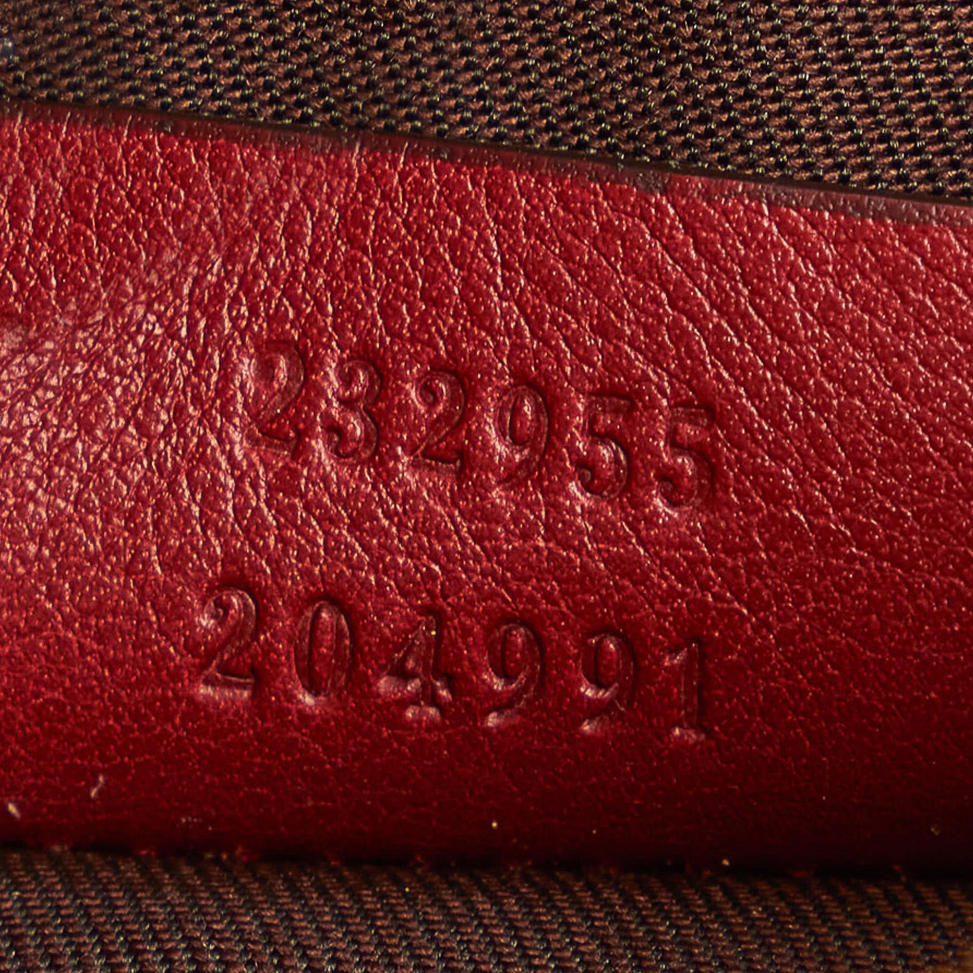 Gucci GG Canvas Sukey Shoulder Bag (SHG-dw2gfY)