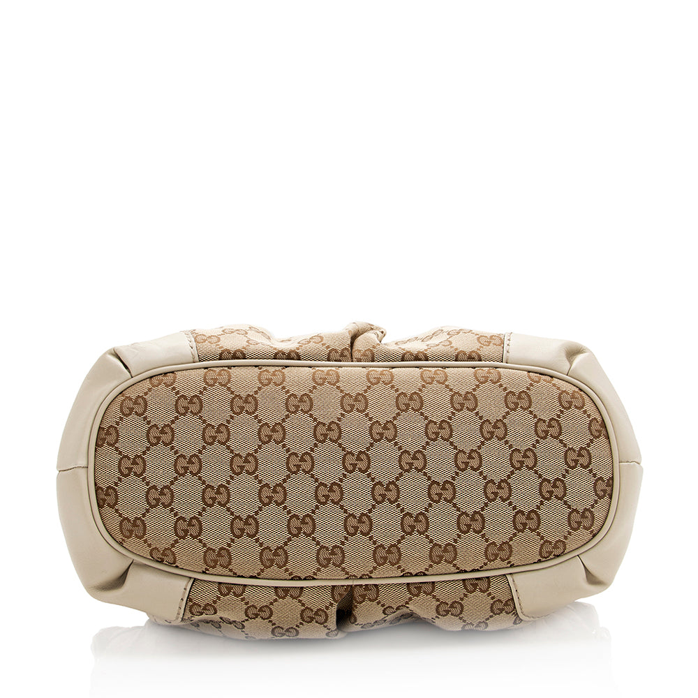 Gucci Gucci Canvas Sukey Top Handle Medium Satchel (SHF-20030)