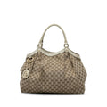 Gucci GG Canvas Sukey Tote (SHG-7pSVx4)