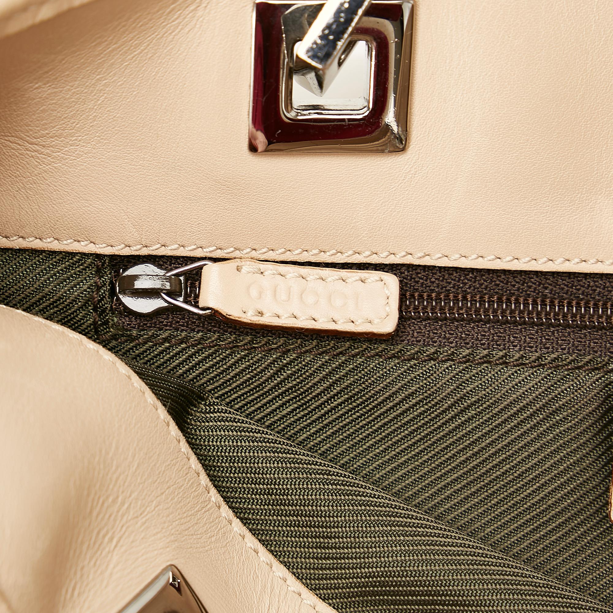 Gucci GG Canvas Tote Bag (SHG-25902)