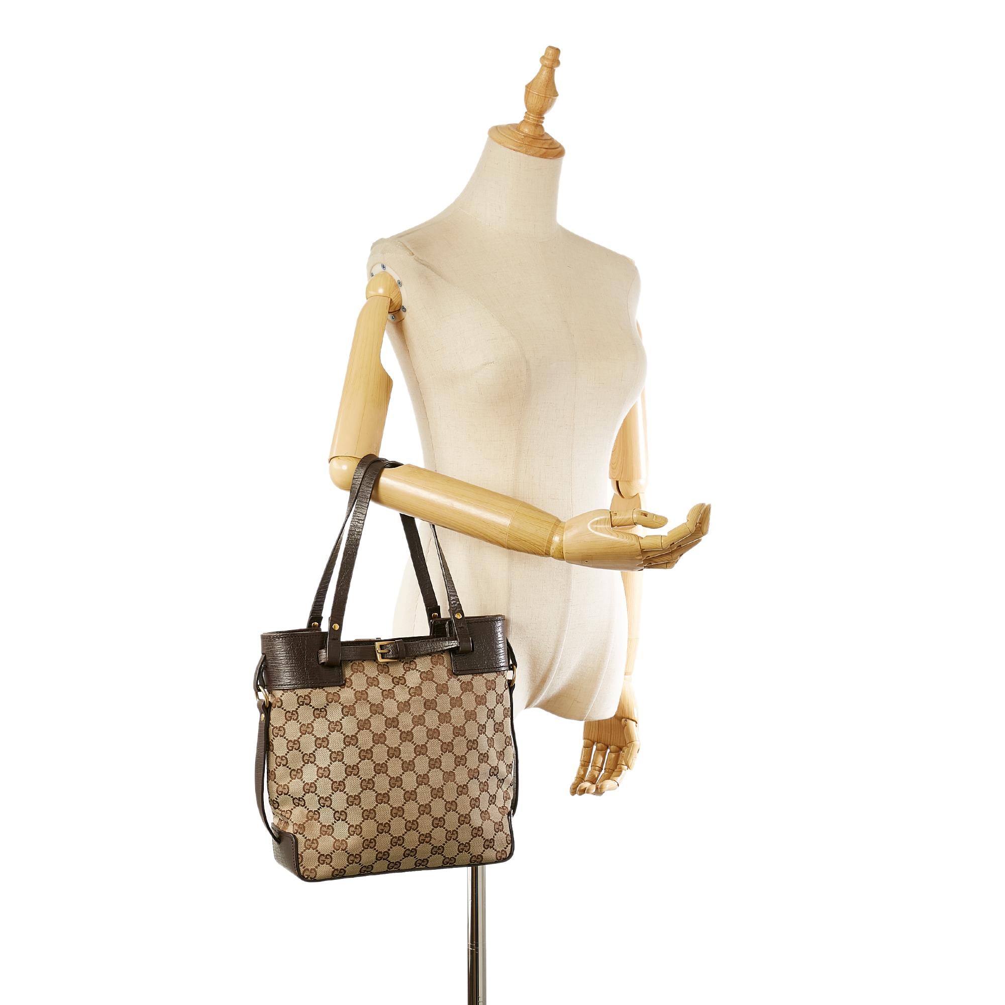 Gucci GG Canvas Tote Bag (SHG-34024)