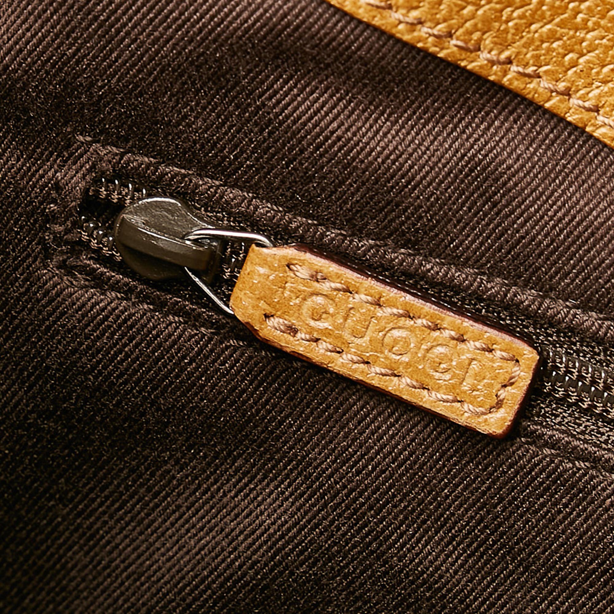 Gucci GG Canvas Tote Bag (SHG-34736)