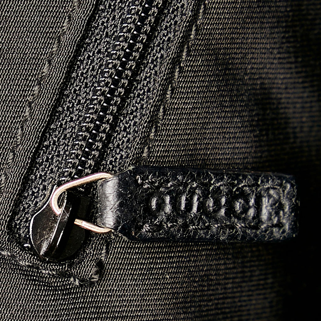 Gucci GG Canvas Tote Bag (SHG-36156)