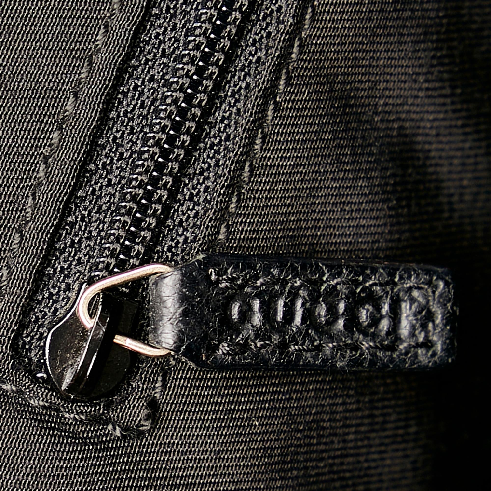 Gucci GG Canvas Tote Bag (SHG-36156)
