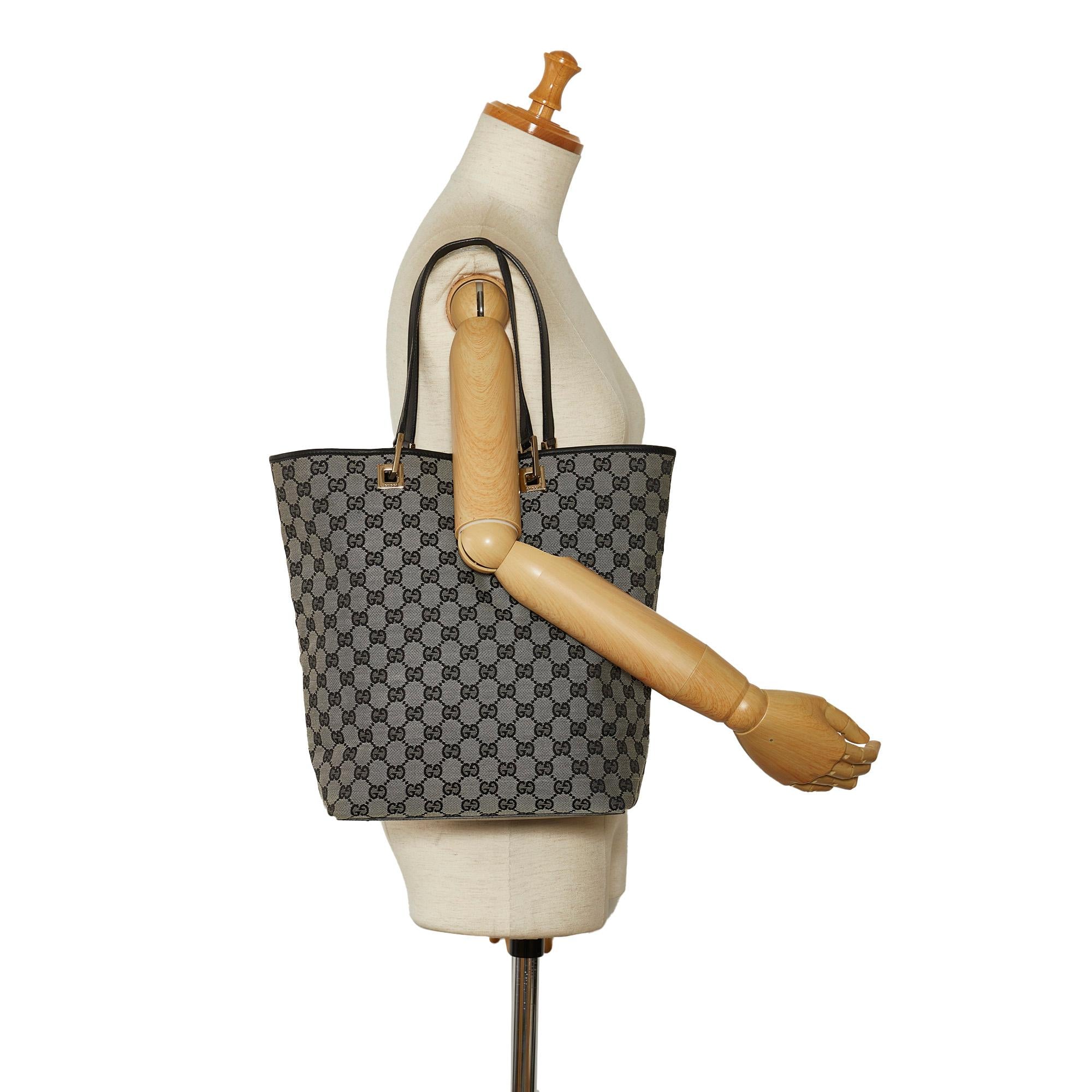 Gucci GG Canvas Tote Bag (SHG-7hY4dn)